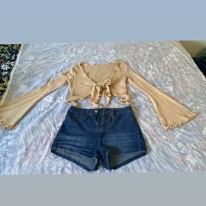 Size 6 denim high waisted shorts  stretchy material